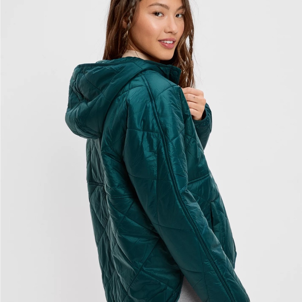 American Eagle Outfitters‎ Green Puffer Jacket with Hood